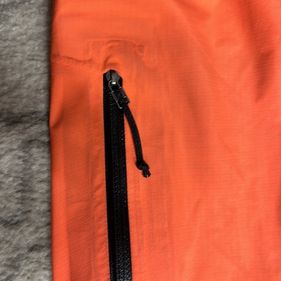 Patagonia Coral Waterproof Rainpants - Picture 4 of 10